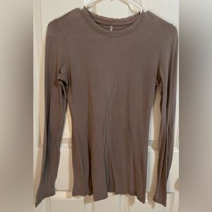 Tresics Classic Brown Long Sleeve Top